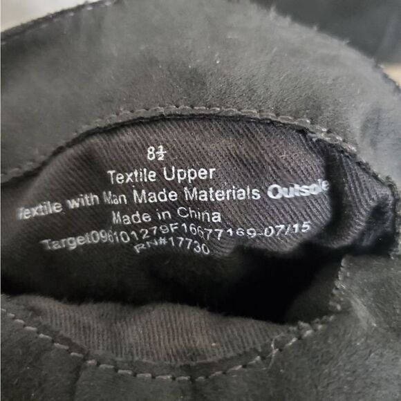 Gray Faux Suede Booties Size 8.5 - Picture 6 of 6